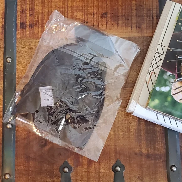 🖤 Triangle Tie G-String Panty 🖤 - Picture 7 of 11